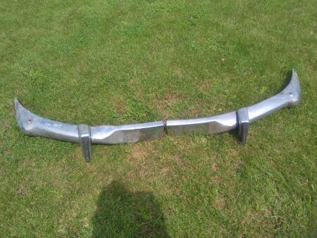 Tatra 603-predný nárazník