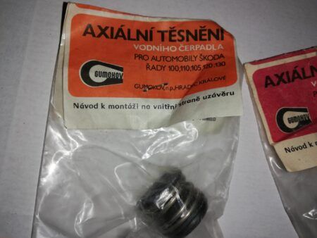 Škoda tesnenia, axiálne tesnenia vodnej pumpy